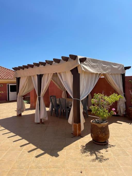 Appartement En Residence + Grande Terrasse Sur Le Toit سعيدية المظهر الخارجي الصورة